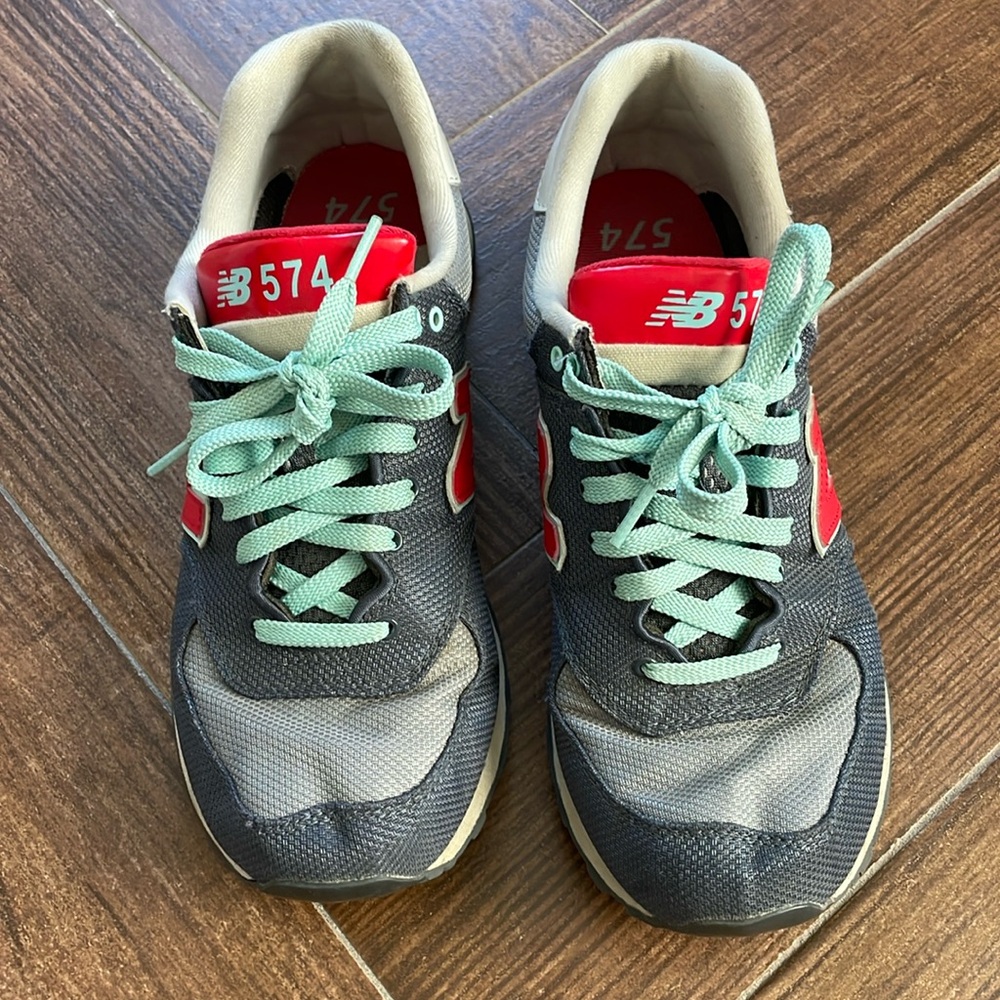 GUC New Balance 574 Grey Red Light Blue Size Women’s Size 9